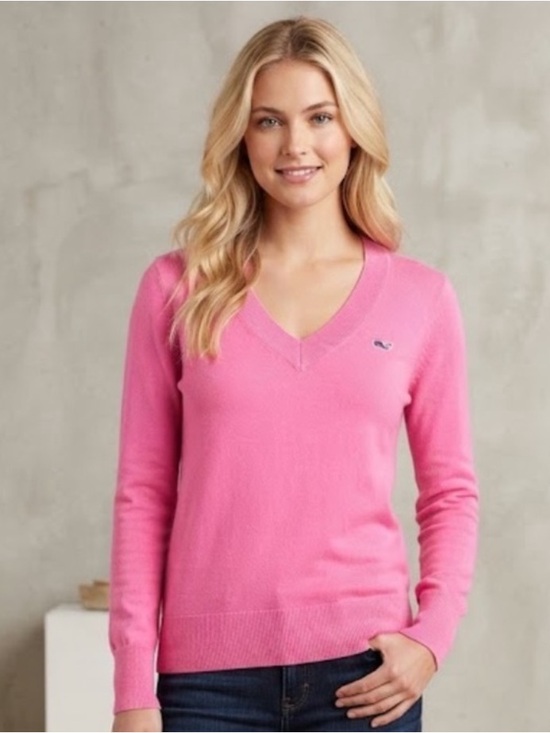 Vineyard Vines Sweaters - NWT Vineyard Vines HERITAGE COTTON Hot Pink V-Neck Sweater~S